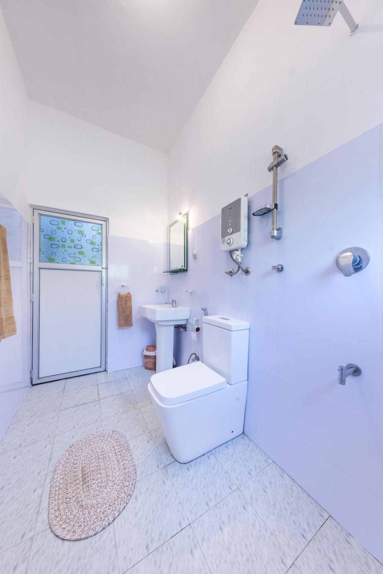 Makai Surf House Hotell Ahangama Eksteriør bilde